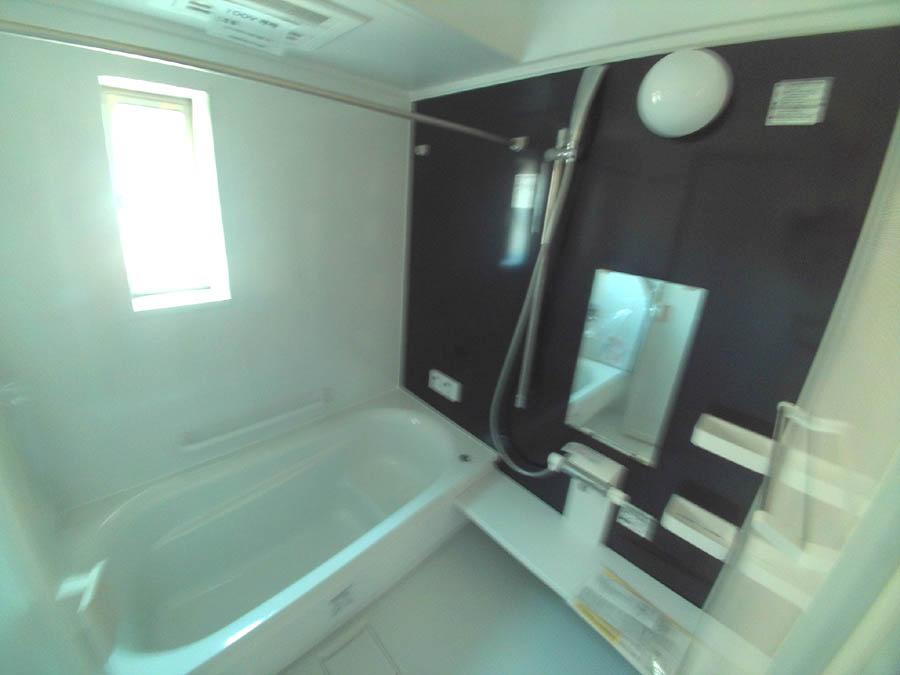 Bathroom. Was building completed. Such as the actual image from per yang, We have to wait all the time so you can see directly.