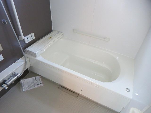 Same specifications photo (bathroom). Example of construction