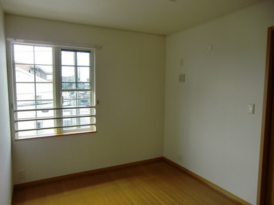 Living and room. Western-style 6 Pledge