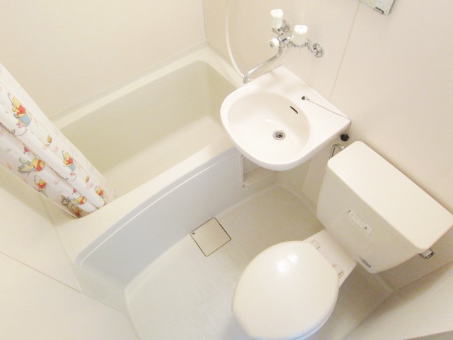 Bath. Caring for easy 3-point unit