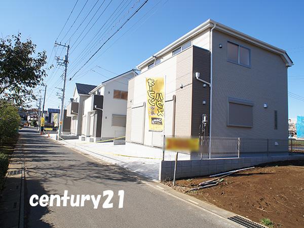 Local photos, including front road