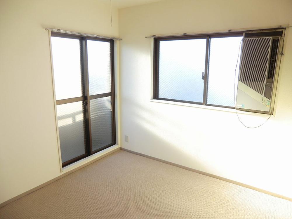 Non-living room