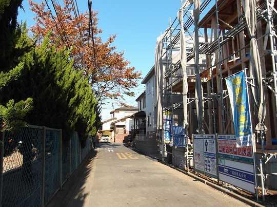 Local photos, including front road. Local Photos