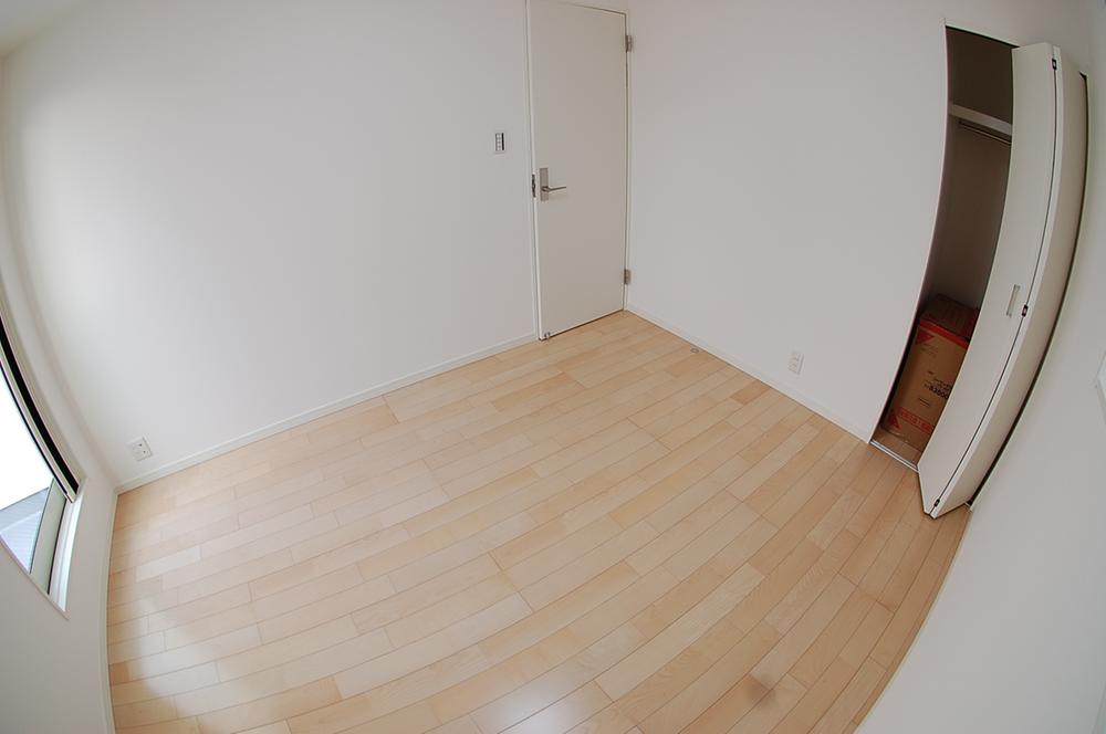 Non-living room. Bright Western-style