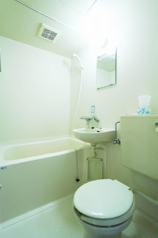 Bath. 3-point unit bus disadvantages It reduces that amount rent