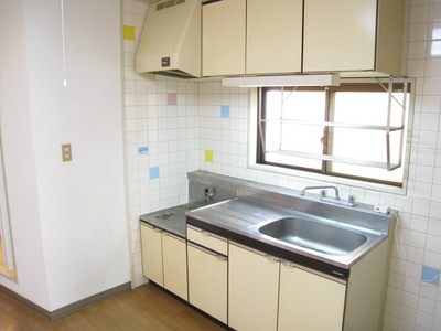 Kitchen. Bright kitchen facing the window