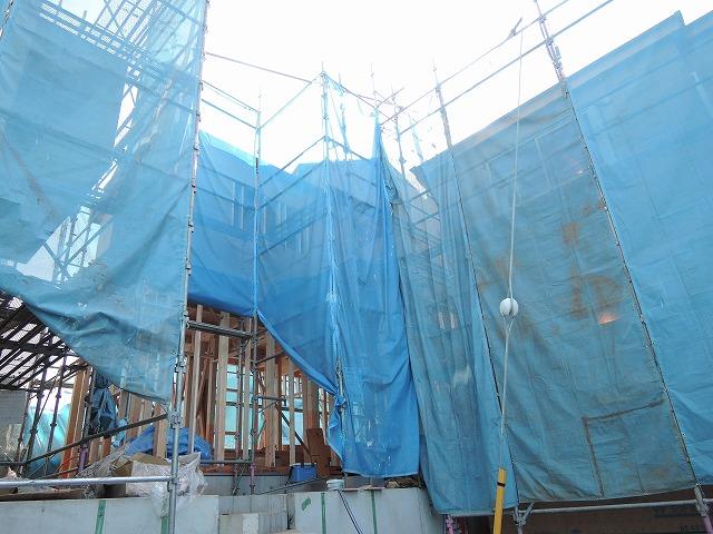 Local appearance photo. Local (11 May 2013) Shooting