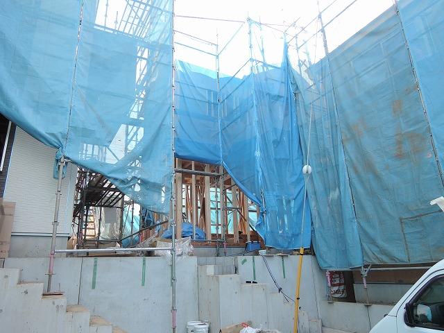 Local appearance photo. Local (11 May 2013) Shooting