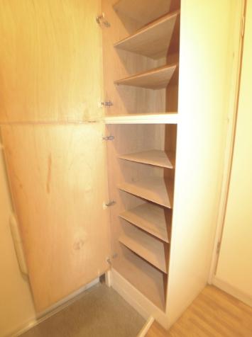 Other Equipment. Shoe box to enter a lot