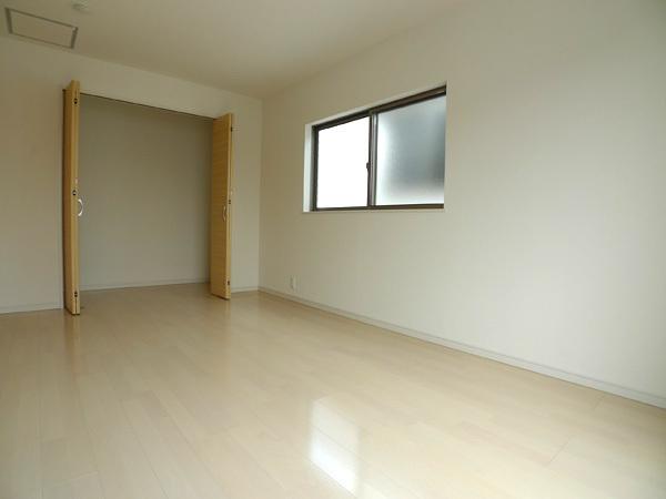 Non-living room. Building 3