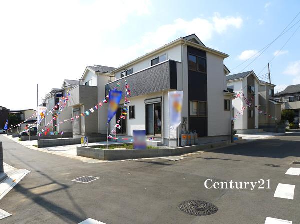 Local photos, including front road. ◆ ◆ Long-term high-quality housing ◆ ◆ Certified long-term high-quality housing in the peace of mind! Since all 14 buildings large subdivision, I will also be made to correspond to your visit beautiful is the day of Cityscape. Please take a look! !