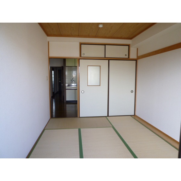 Other room space. Other room