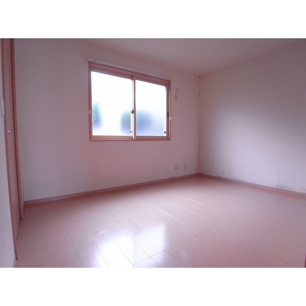 Living and room. North Western-style 6 Pledge