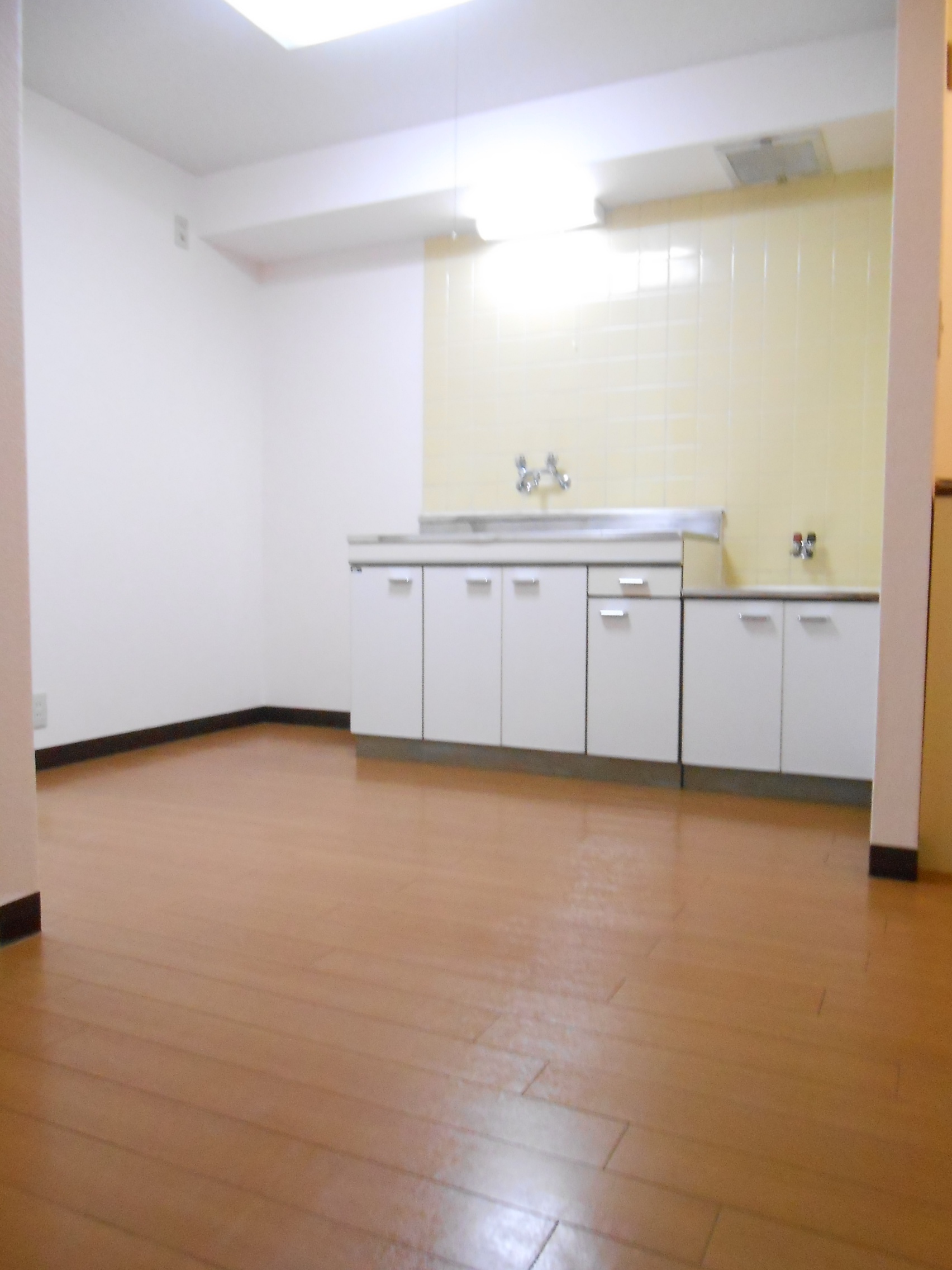 Kitchen. Relaxed some dining kitchen