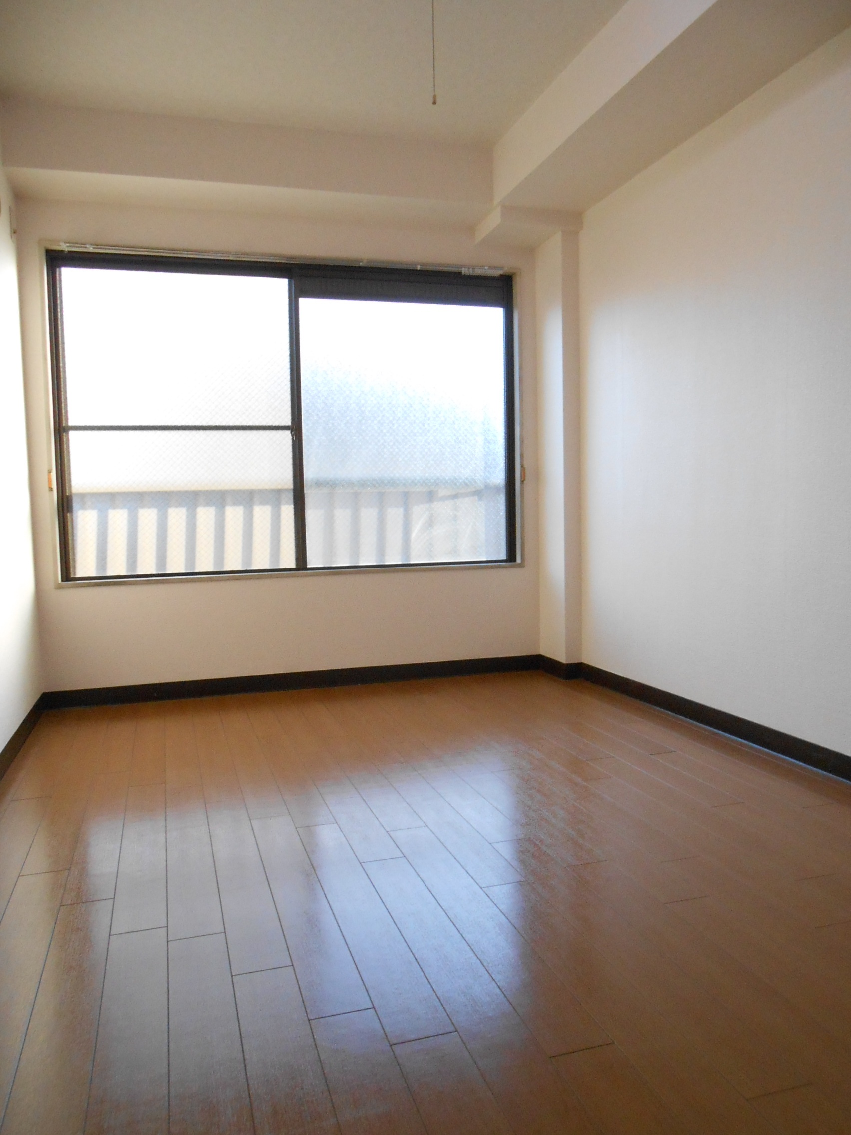 Living and room. Western-style is the flooring