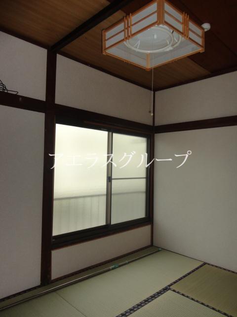 Other Equipment. Probably Japanese-style room when saying Japanese