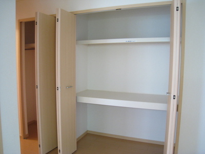 Receipt. Dining of storage space