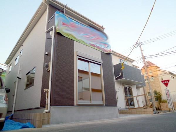 Local photos, including front road