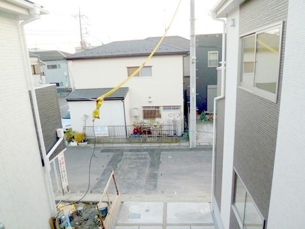 View photos from the dwelling unit