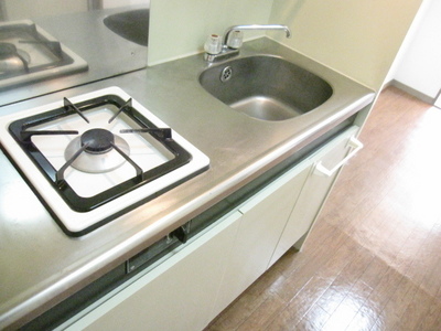 Kitchen. 1-neck gas stove kitchen You can use compact and functionally