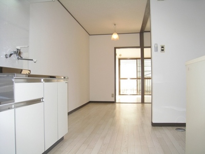 Living and room. Bright rooms that white was the keynote