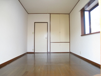 Living and room. Corner room, Two-sided lighting of the bright rooms