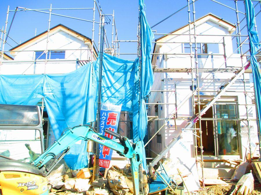 Local appearance photo. Building 2 ・ Building 3