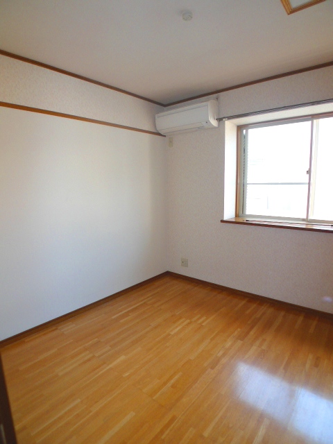 Other room space. It is functional and comfortable rooms