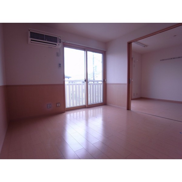 Living and room. LDK10.75 Pledge