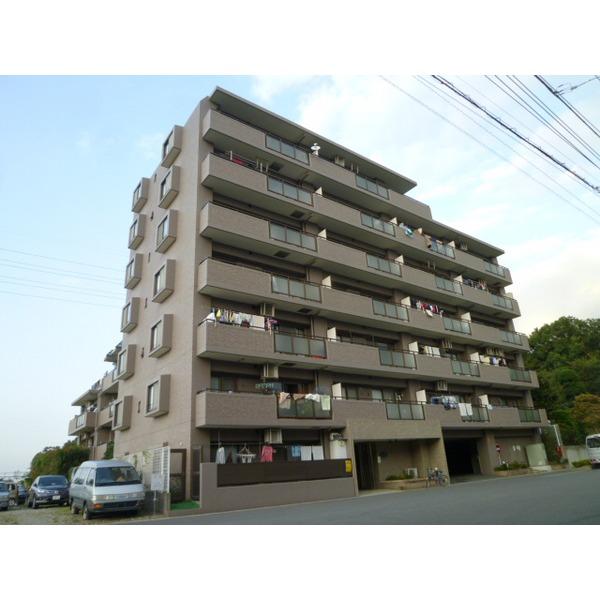 Local appearance photo. A quiet residential area! View is good