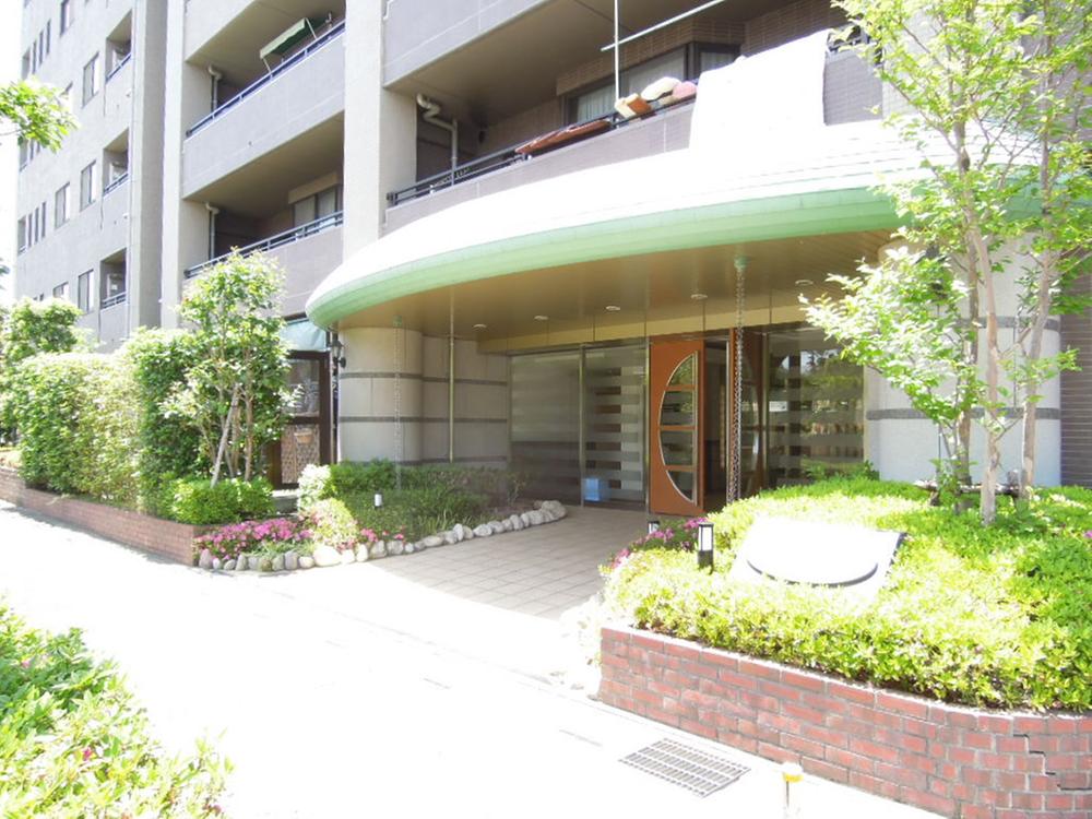 Entrance. Mansion entrance