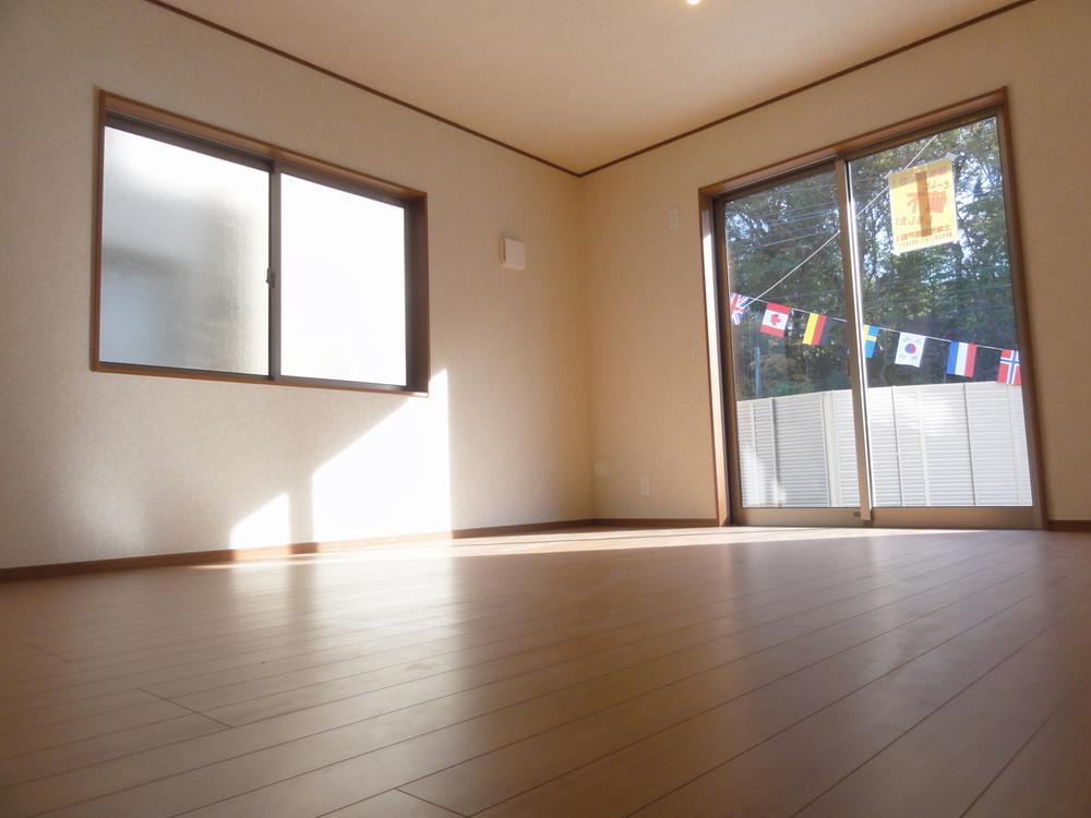 Living. Indoor (12 May 2013) Shooting  South-facing bright LDK14 Pledge Face-to-face kitchen