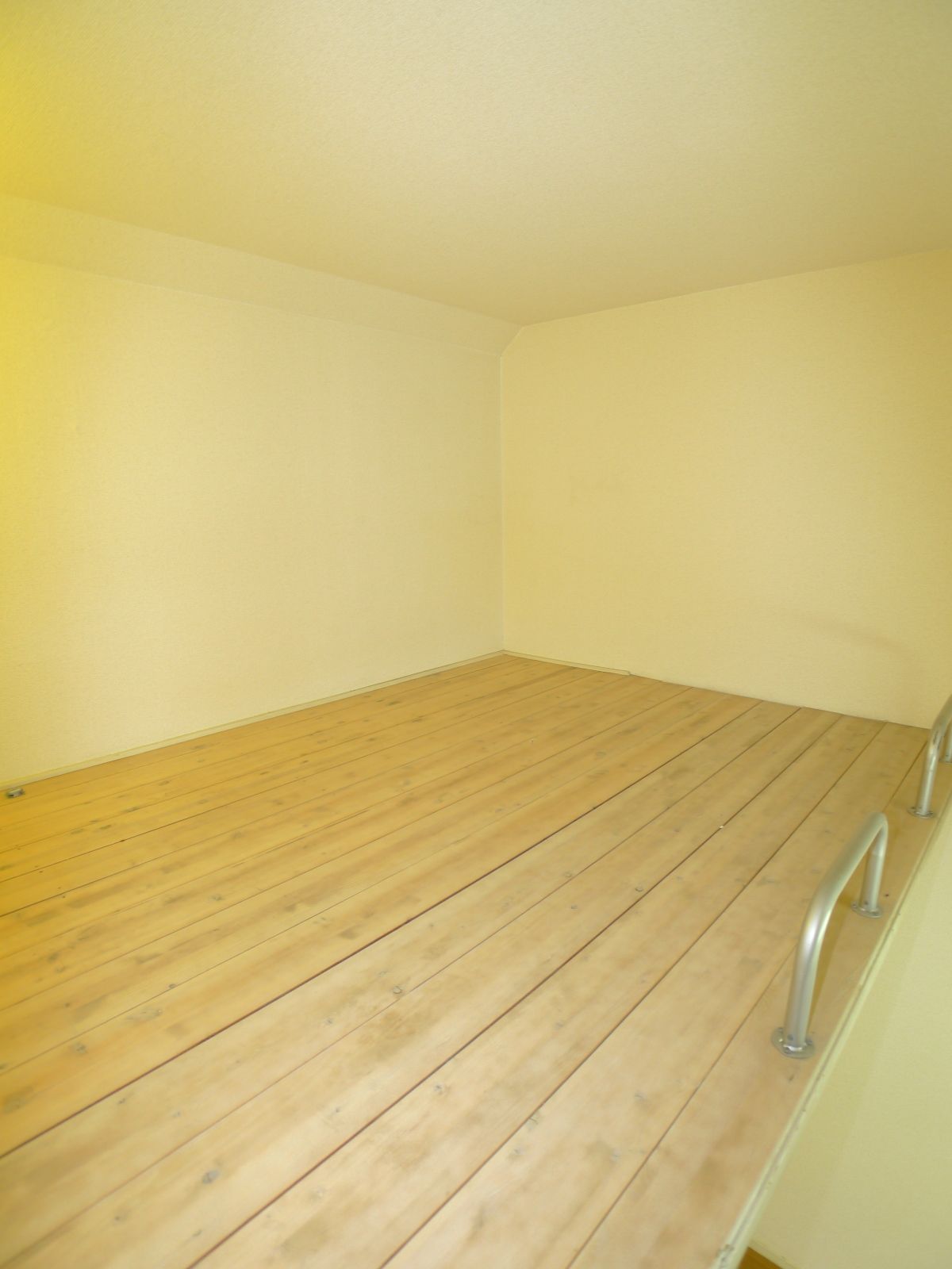 Other room space. loft