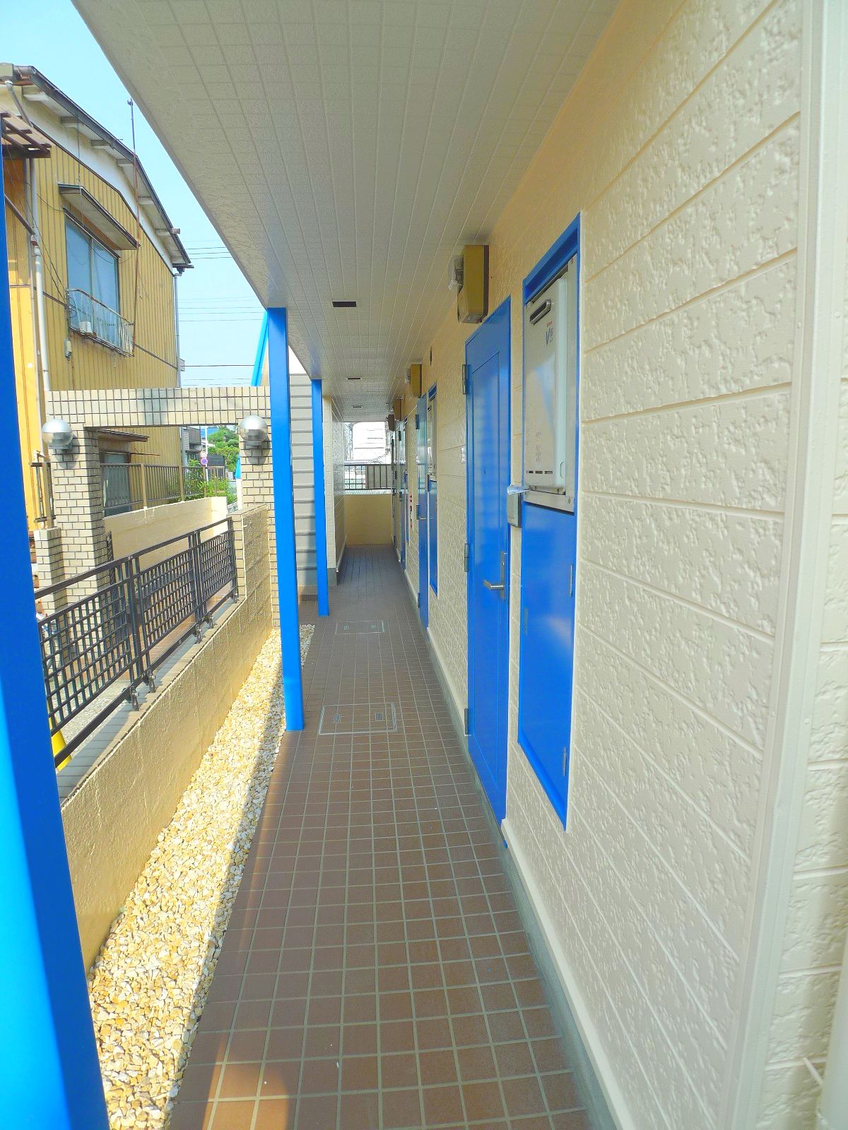 Entrance. Exterior renovated!