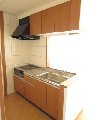 Kitchen. Easy to move the kitchen