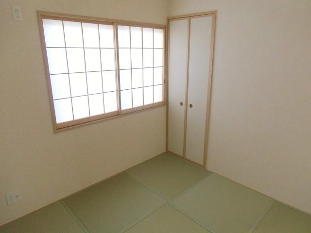 Non-living room. Indoor (December 5, 2013) Shooting