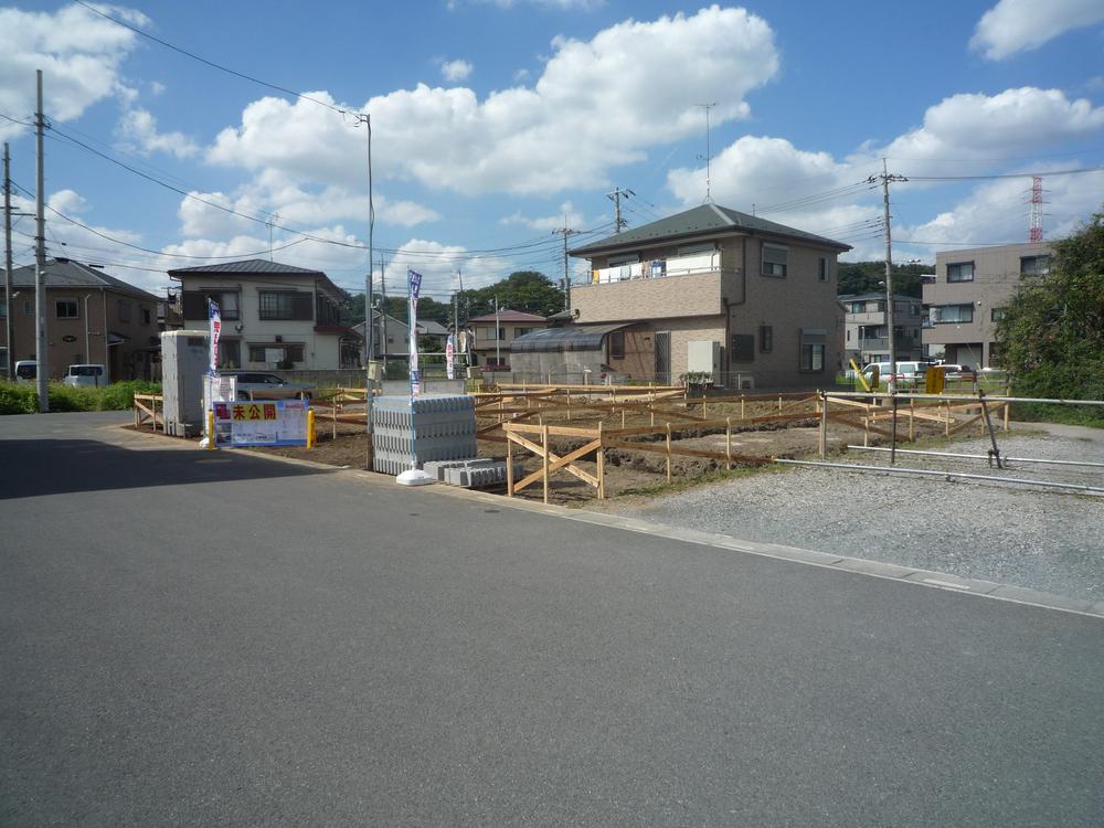 Local photos, including front road. Local (September 2013) Shooting