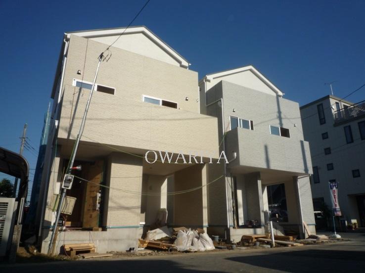 Local appearance photo. Local (11 May 2013) Shooting