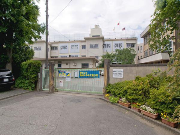 Primary school. Haramachi to elementary school 890m