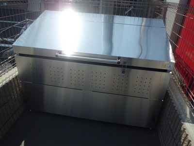 Other common areas. Garbage yard