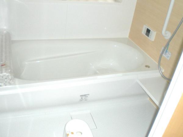 Bathroom. Furniture that is reflected in the photograph ・ Small parts are not included in the sale. 