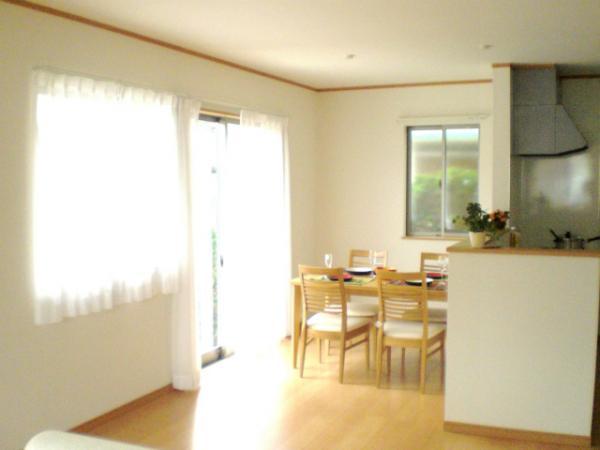 Living. Furniture that is reflected in the photograph ・ Small parts are not included in the sale. 