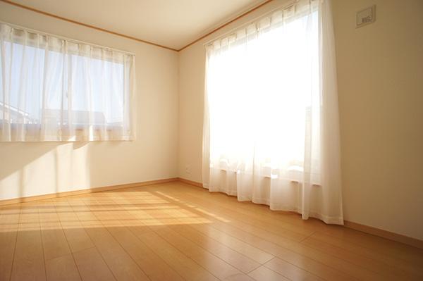 Non-living room. Indoor (11 May 2013) Shooting