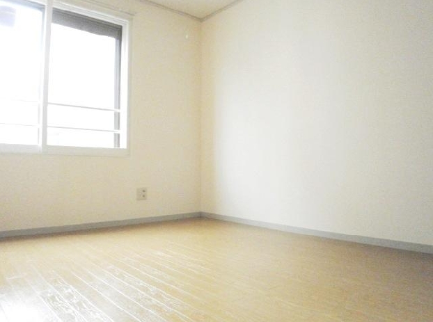 Living and room. Each room in the accommodation also offer