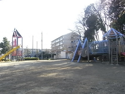 park. 800m until Inumakata (park)