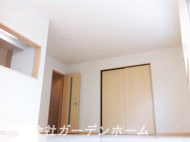 Living. Family gatherings, Family is a place of relaxation