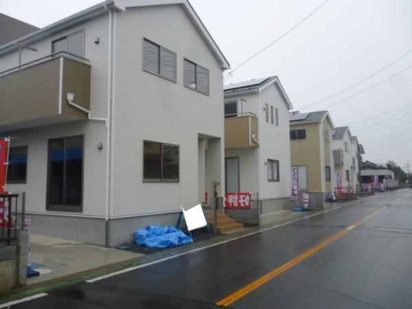 Local photos, including front road