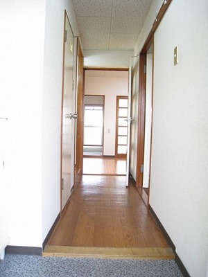 Entrance. This is the feeling from the front door