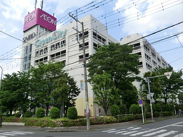 Shopping centre. 600m ion Mall Kawaguchi to Aeon Mall Kawaguchi (600m) is the closeness of 8 minutes convenient walk