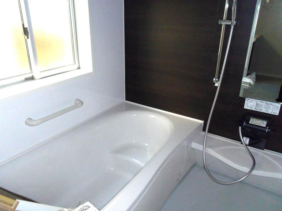 Bathroom. anytime, anywhere. To have received your contact can guide you ready within 30 minutes, We are ready at all times